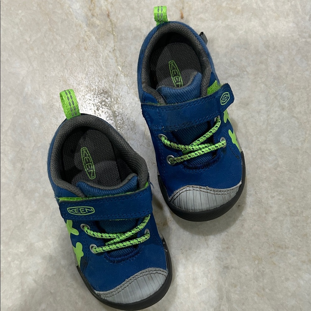 Keen Kids Sneakers in Blue and Green